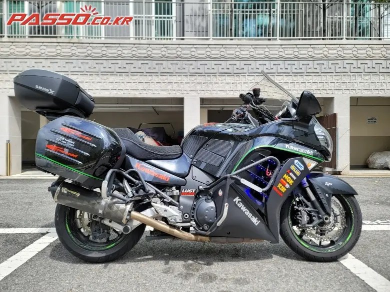Kawasaki GTR 1400
