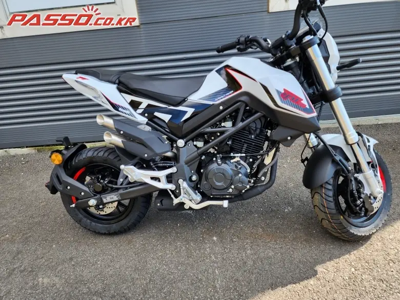 Benelli TNT 125