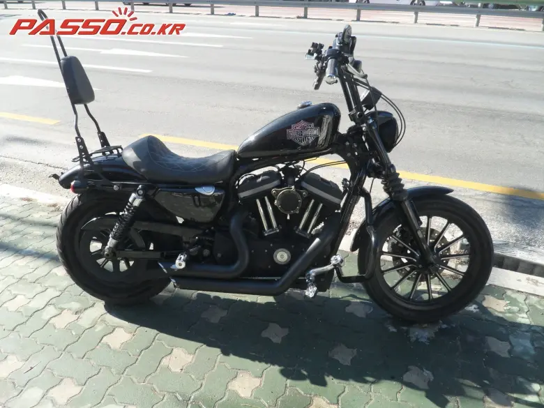 Harley-Davidson Iron 883