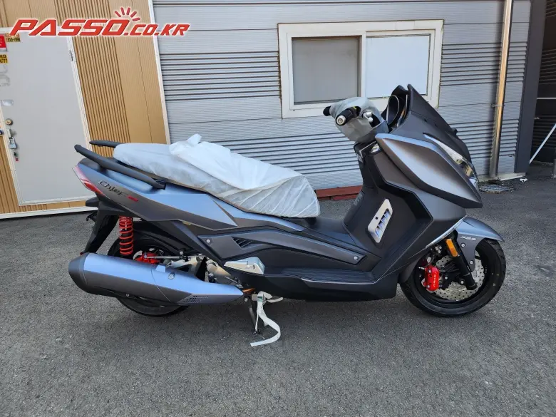 K&C Erik 300