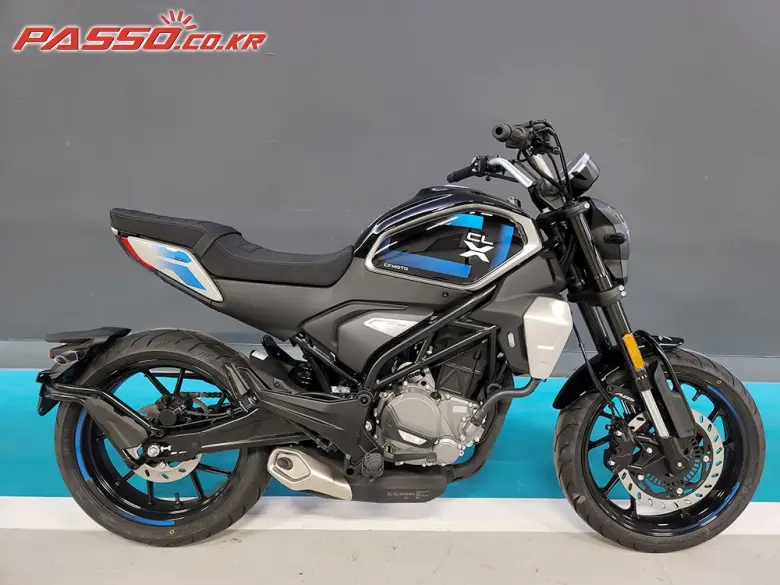 CFMoto 300 CLX