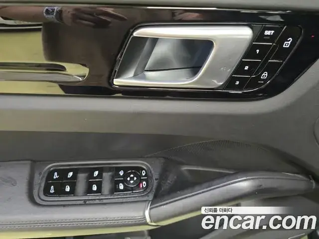 Porsche Cayenne, 2020