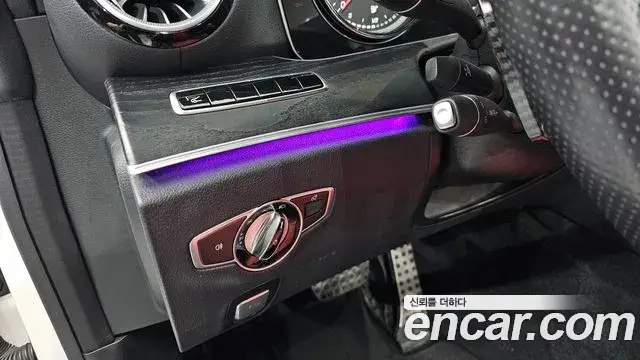 Mercedes-Benz E-Class, 2018