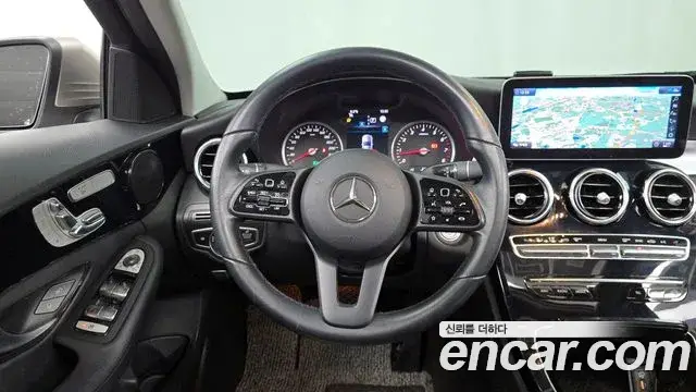 Mercedes-Benz C-Class, 2020