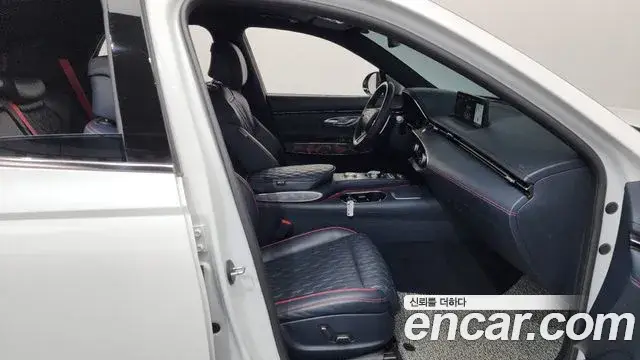Genesis GV70, 2021