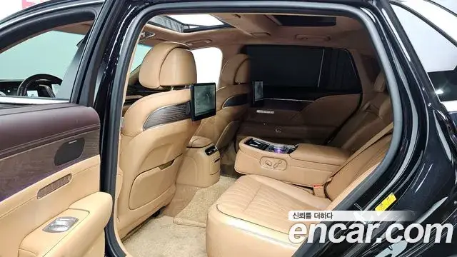 Genesis G90, 2022