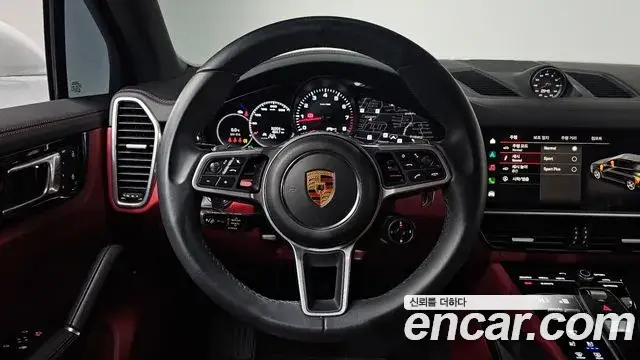 Porsche Cayenne, 2023