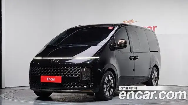 Hyundai Staria, 2022