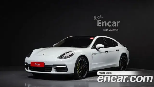 Porsche Panamera, 2018