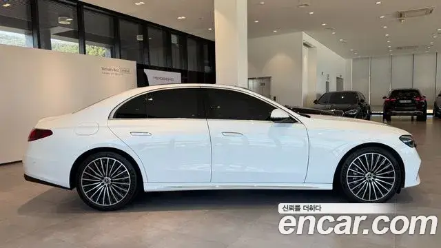 Mercedes-Benz E-Class, 2025