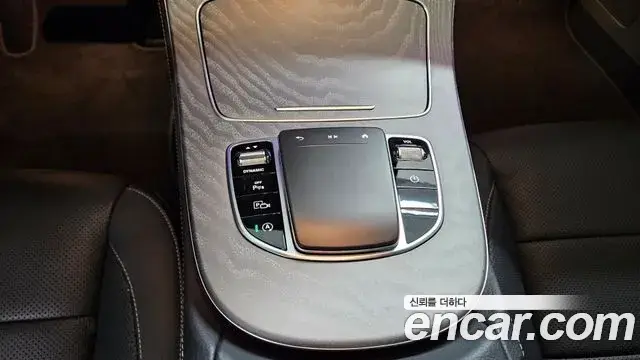 Mercedes-Benz E-Class, 2023