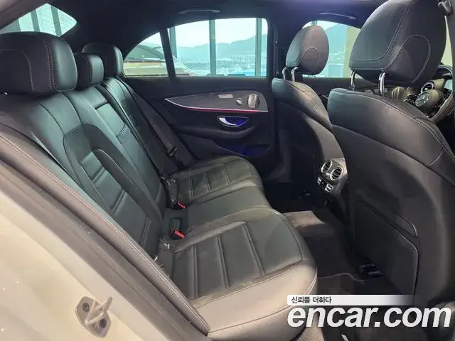 Mercedes-Benz E-Class, 2023