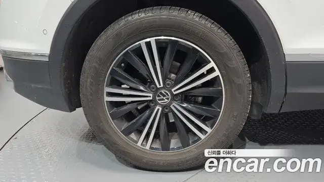 Volkswagen Tiguan, 2021