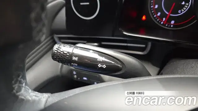 Hyundai The New Avante Hybrid, 2022