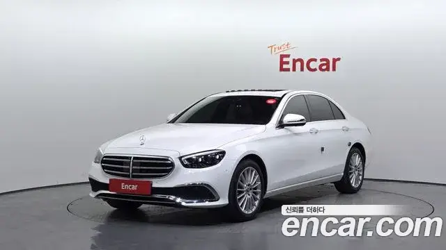 Mercedes-Benz E-Class, 2022