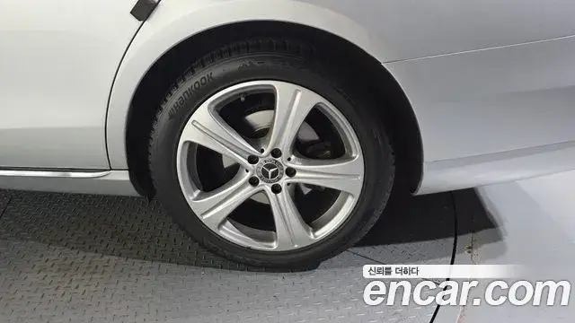 Mercedes-Benz E-Class, 2018