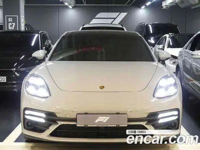 Porsche Panamera, 2024