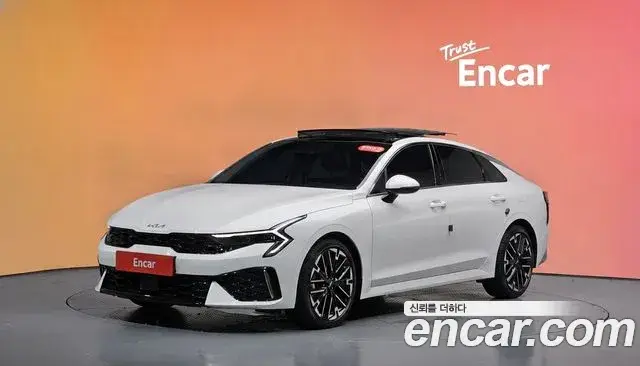 Kia K5, 2025