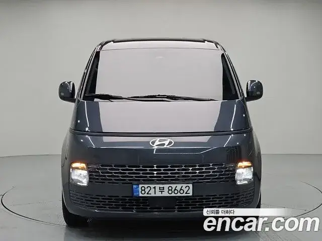 Hyundai Staria, 2024