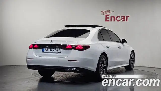 Mercedes-Benz E-Class, 2026