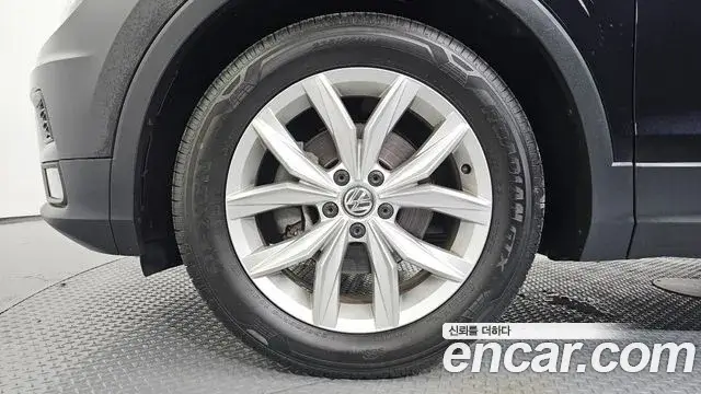 Volkswagen Tiguan, 2020