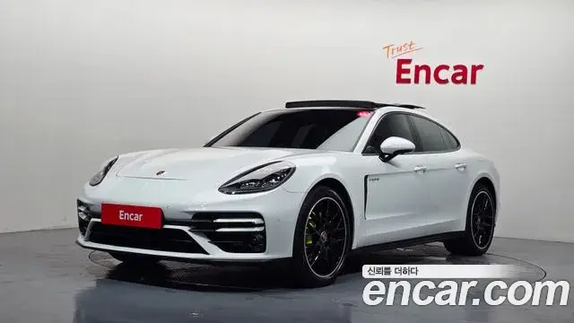Porsche Panamera, 2021
