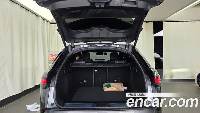 Land Rover Range Rover Velar, 2019