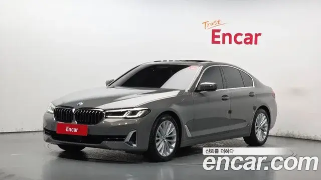 BMW 5 Series, 2022