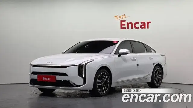 Kia K8, 2025