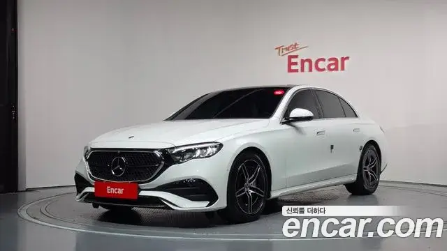 Mercedes-Benz E-Class, 2026