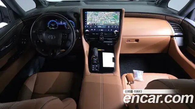 Toyota Alphard, 2025