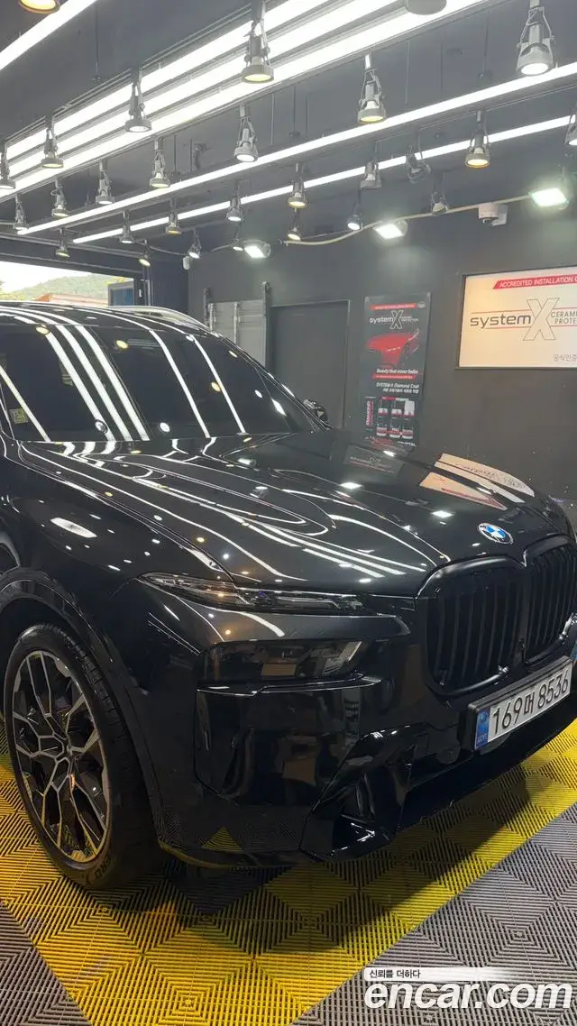 BMW X7, 2025