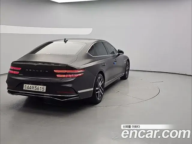 Genesis Electrified G80, 2024