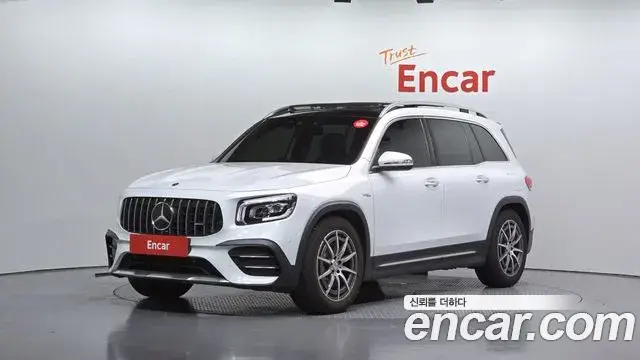Mercedes-Benz GLB-Class, 2023