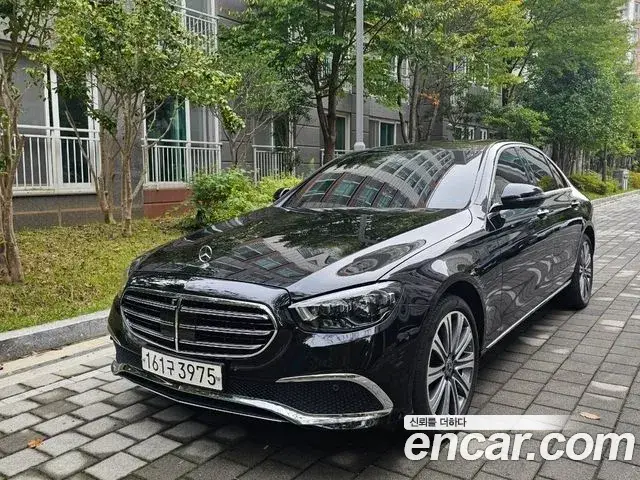 Mercedes-Benz E-Class, 2022