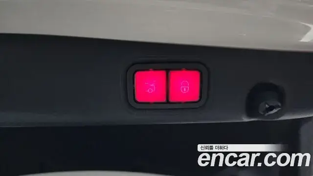 Mercedes-Benz E-Class, 2020