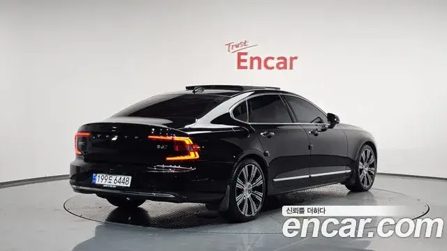 Volvo S90, 2023