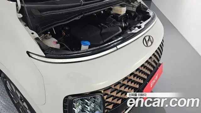Hyundai Staria, 2021