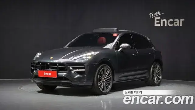 Porsche Macan, 2021