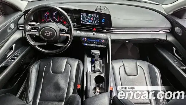 Hyundai The New Avante Hybrid, 2022