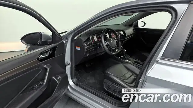 Volkswagen Jetta, 2020