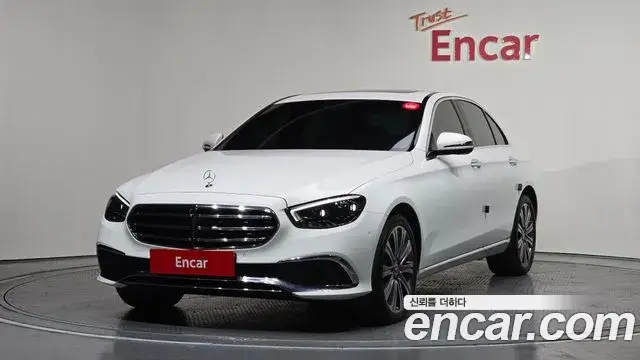 Mercedes-Benz E-Class, 2022