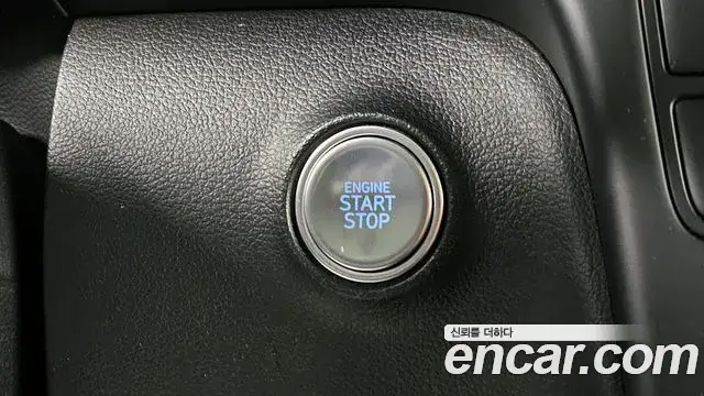 Hyundai Staria, 2025