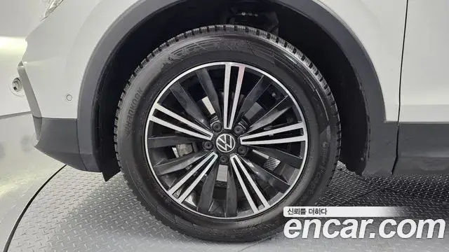 Volkswagen Tiguan, 2024