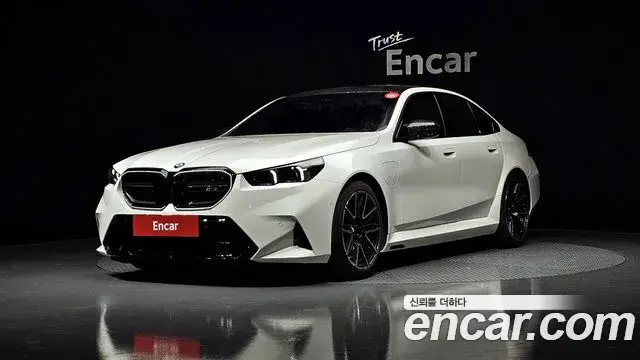 BMW M5, 2025