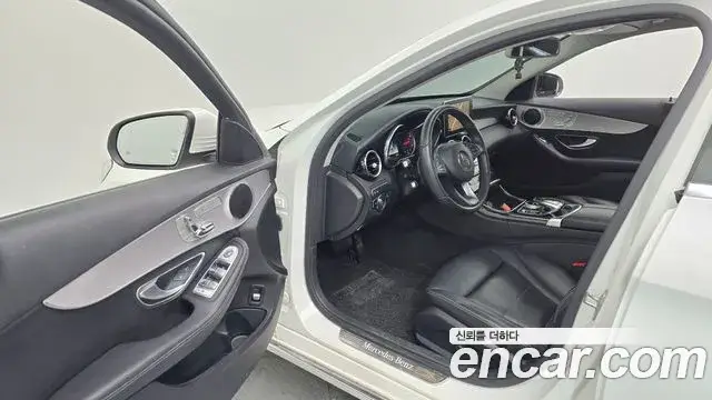 Mercedes-Benz C-Class, 2018