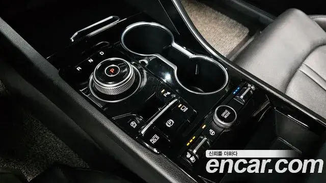 Kia K5, 2020