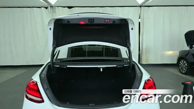 Mercedes-Benz E-Class, 2019