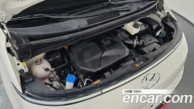 Hyundai Staria, 2021
