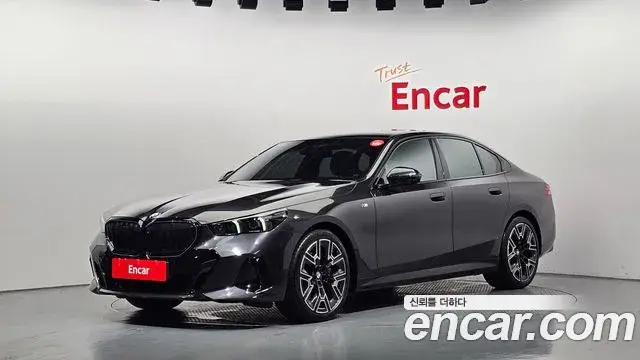 BMW 5 Series, 2025